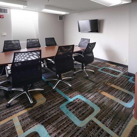 达拉斯中央高速公路索尼斯塔es套房酒店 外观 照片